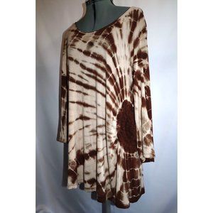 Avenue SZ 22/24 Brown and Creme Tie Dye Top with C